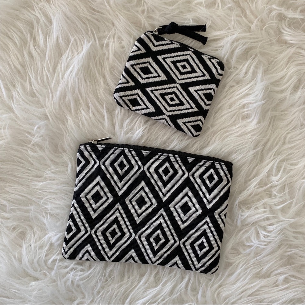 Set of F21 Pouches